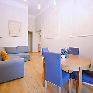 Bezowo-niebieski 3city W Sopocie Z Parkingiem By Renters , Sopot Polska
